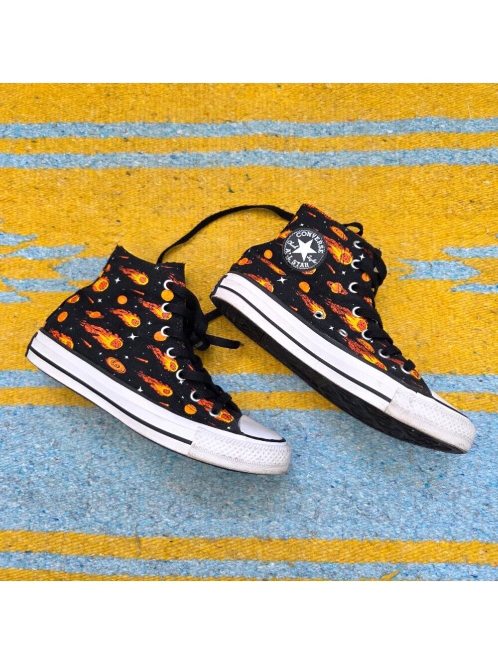Converse Chuck Taylor All Star "Comets" High Top Kid's Size 4/36